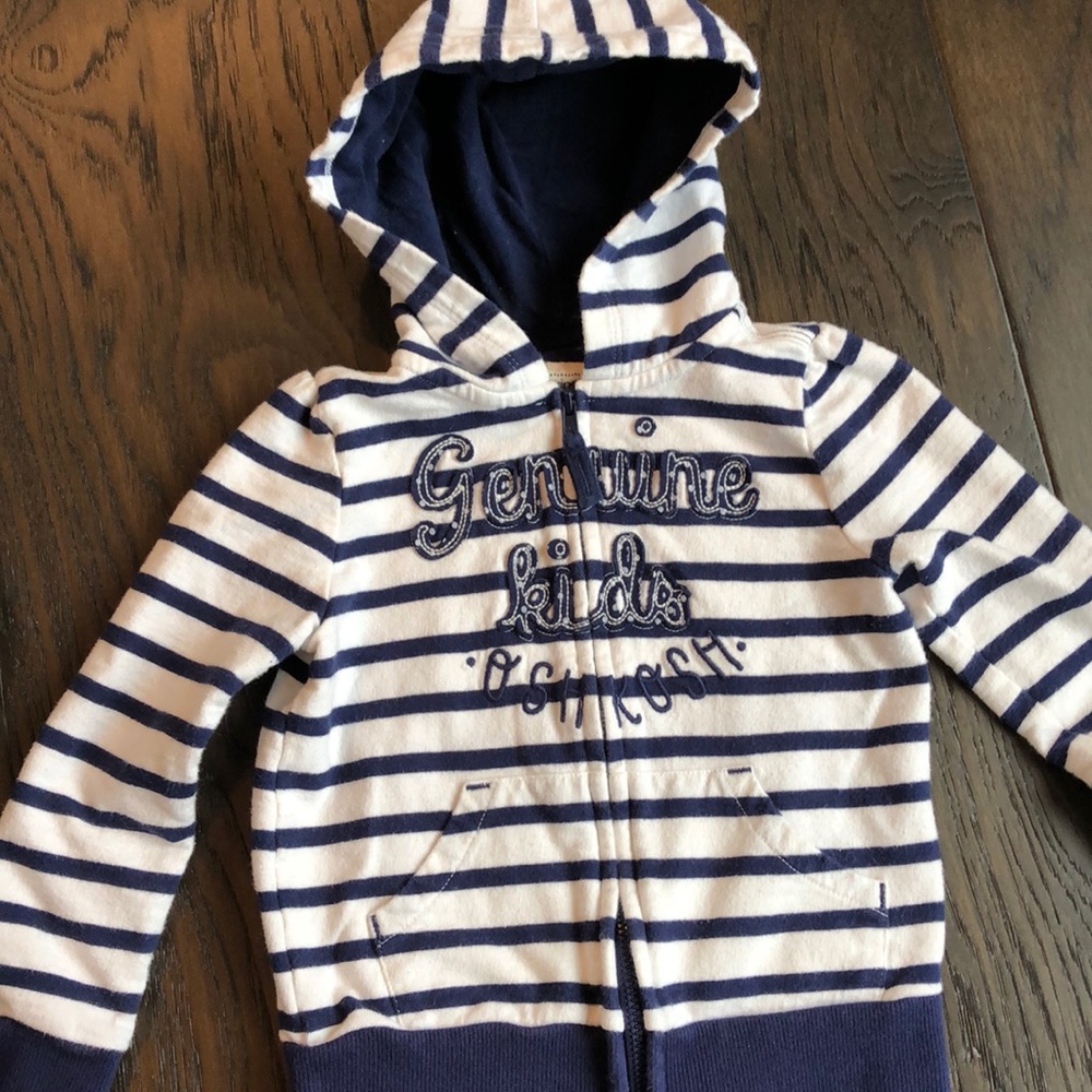 Osh Kosh zip up hoodie